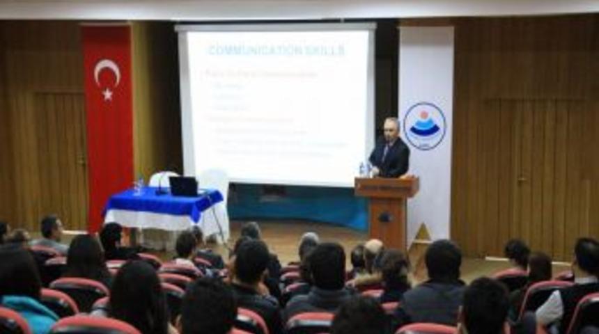 AS&Uuml;&rsquo;de 'Amerika&rsquo;da Y&uuml;ksek&ouml;ğretim Ve Akademik Araştırmalar' Konuşuldu