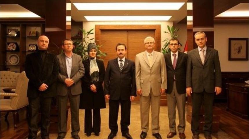 Kafkas K&uuml;lt&uuml;r Derneği&rsquo;nden Vali Başk&ouml;y&rsquo;e Ziyaret