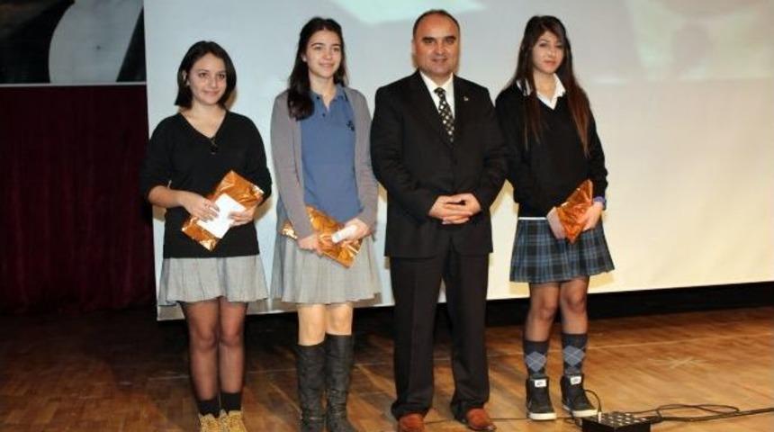 Urla'da, İstiklal Marşı'nın Kabul&uuml; Ve Mehmet Akif Ersoy Anma Programı