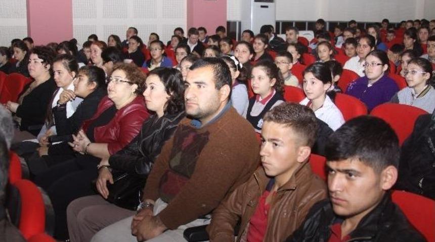 Mehmet Akif Ersoy Saruhanlı’da Anıldı