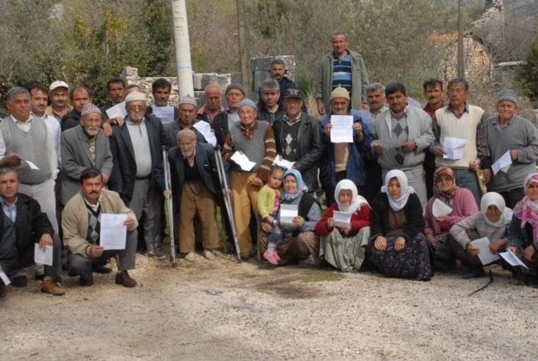 Fethiye'de K&ouml;yl&uuml;lerden Ecrimisil Tepkisi