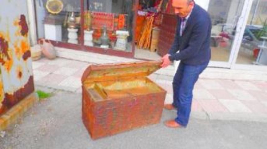 &Ccedil;orum'da 100 Yıllık &Ccedil;eyiz Sandığı İlgi odağı oldu