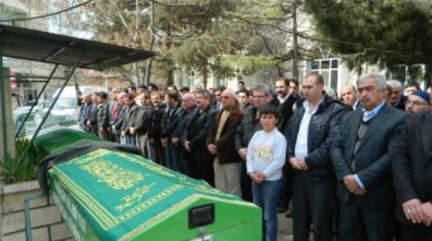 Teyzemiz "Emine G&uuml;ler"Ahrete Uğurlandı