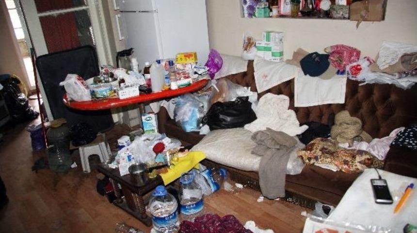 Bursa&rsquo;da Emekli &Ouml;ğretmenin Evine &Ccedil;&ouml;p Operasyonu