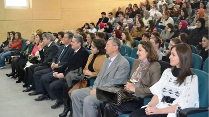 Psikologlardan &ldquo;aile İ&ccedil;i İletişim&rdquo; Semineri