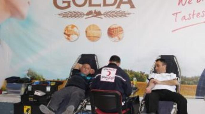 Golda Makarna'dan Kan Bağışına Destek