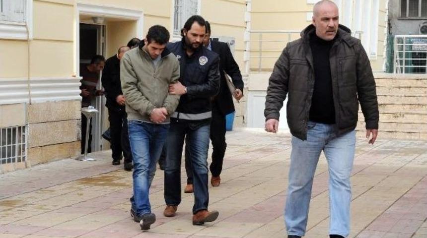 Sokak Satıcıları Yakalandı