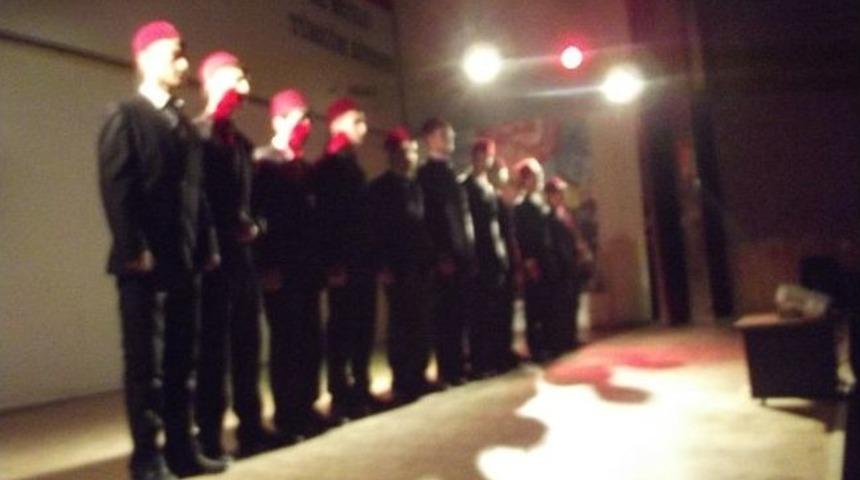 Mehmet Akif Ersoy Ezine&rsquo;de Anıldı