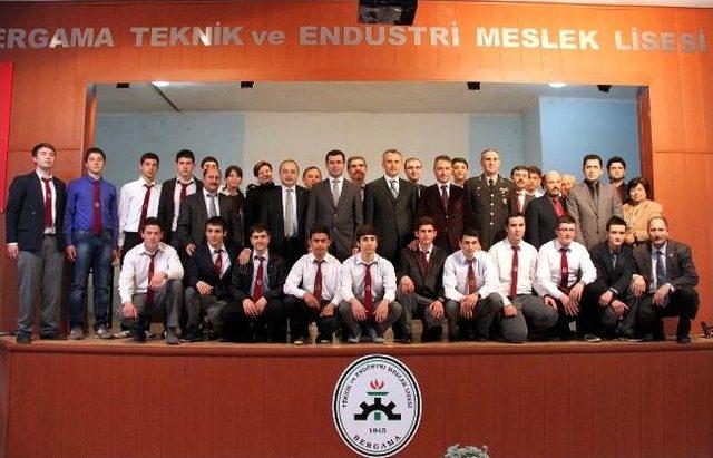 İstiklal Marşı’nın Kabulü Bergama’da Kutlandı 2