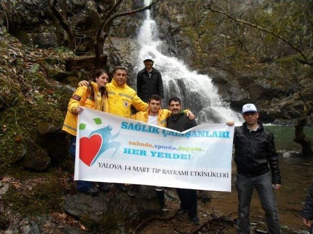 Sağlık Çalışanları Tıp Bayramı Öncesi Stres Attı