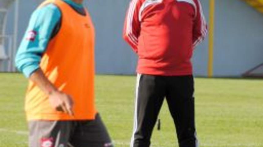 Manavgat Evrensekispor, Çapanoğlu Ile Yolları Ayırdı