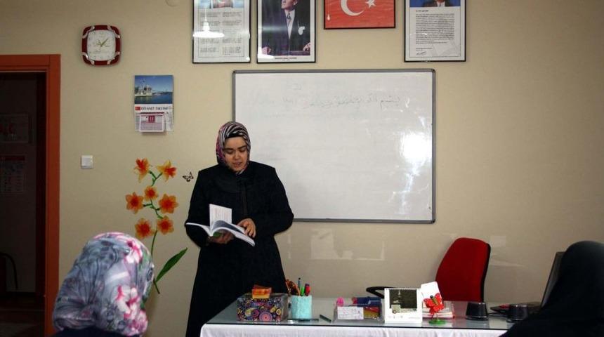 Doktordan Hasta Yakını Kur'an Kursu &Ouml;ğreticisine Hakaret Iddiası