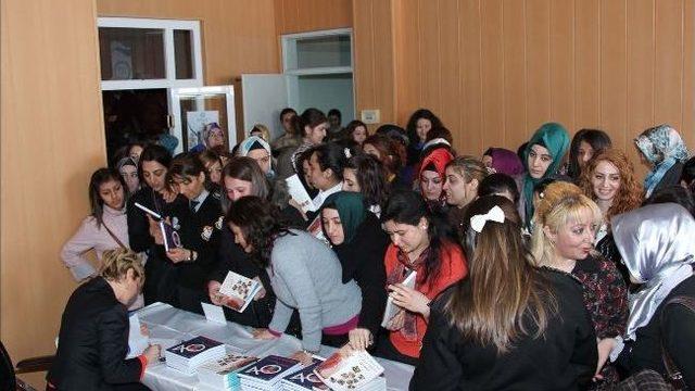 Beü’de ‘‘40’ında 40 Kadın’” Konferansı