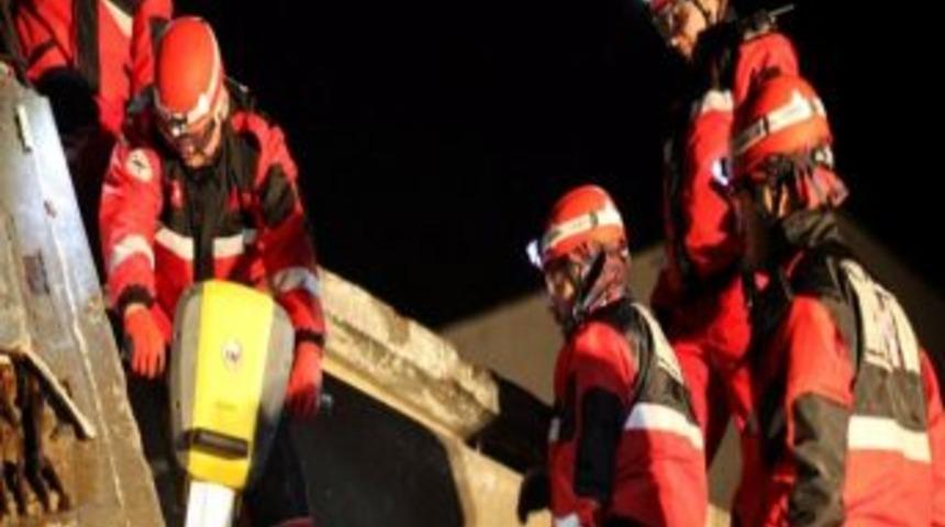 Asya Arama Kurtarma İzmir Ekibi Eğitimlerine Devam Ediyor