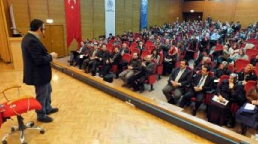 Ak Parti Siyaset Akademisi'nde Eğitimler S&uuml;r&uuml;yor