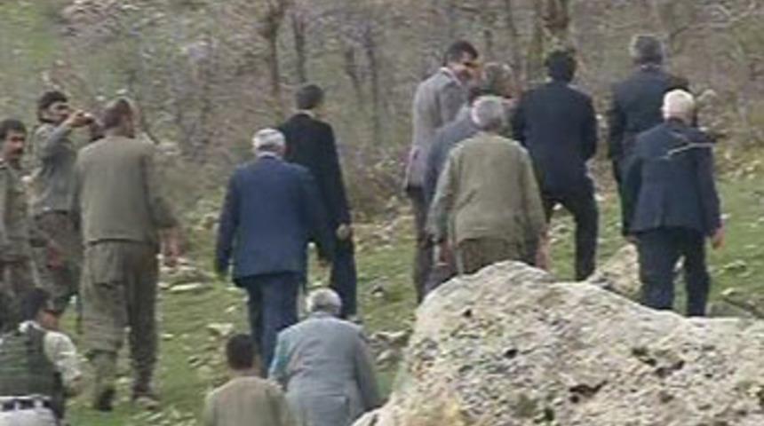 PKK'nın ka&ccedil;ırdığı kamu g&ouml;revlileri yurda d&ouml;nd&uuml;