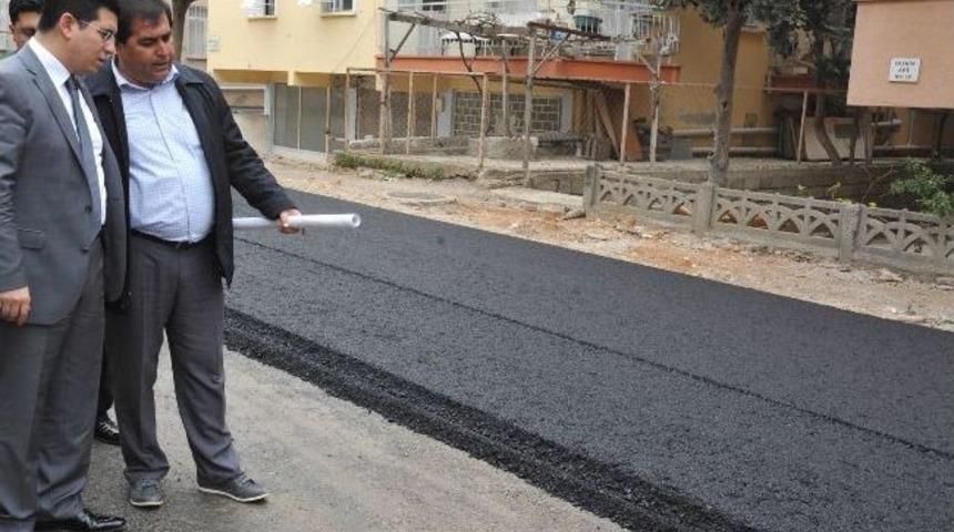Başkan T&uuml;t&uuml;nc&uuml; Asfalt &Ccedil;alışmalarını İnceledi