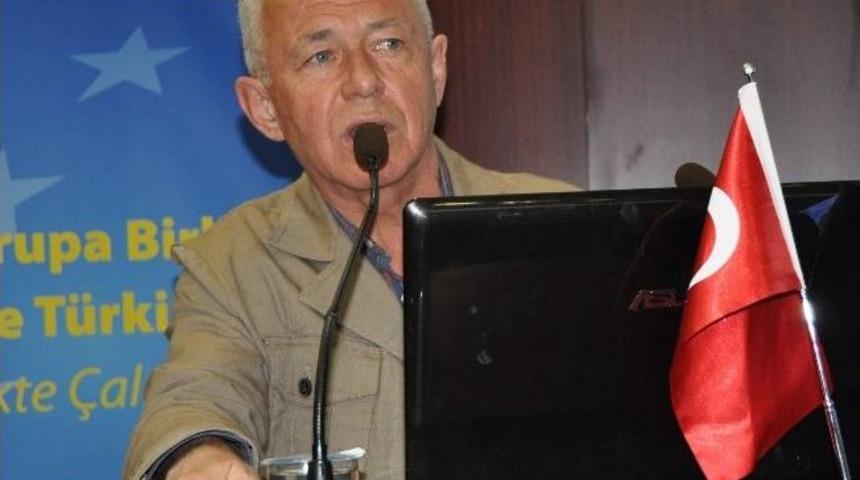 Genç Kalemlere Öykü Yazma Teknikleri Anlatıldı