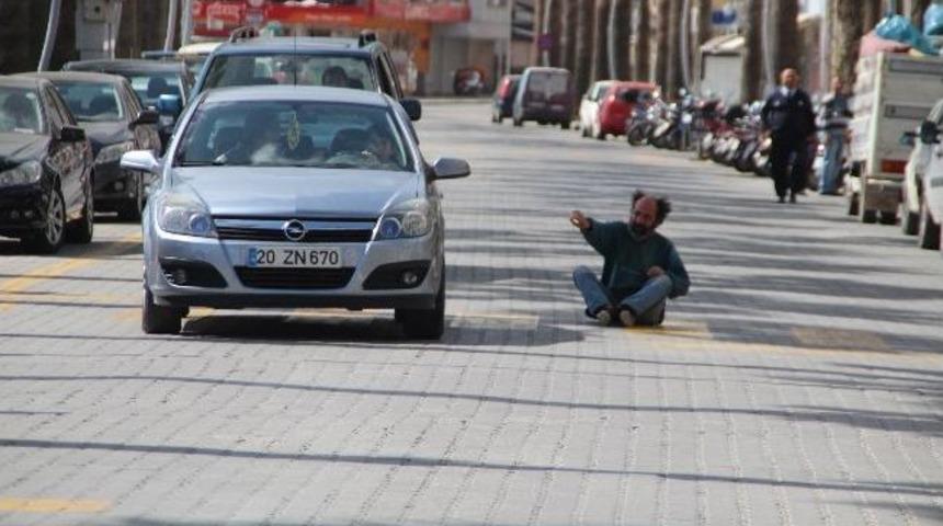 Marmaris'te İlgin&ccedil; Protesto
