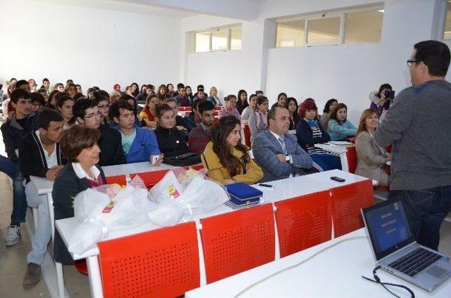 Söke Rotary'den Üniversite Öğrencilerine Seminer