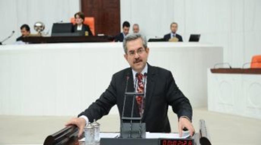 &Uuml;n&uuml;var, Vefat Eden Doktorlar Unutulmadı