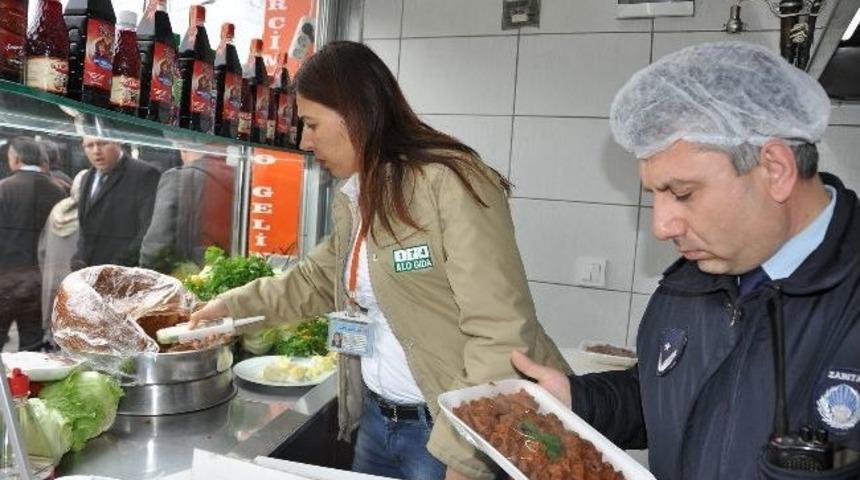 Zabıtalar &Ccedil;iğk&ouml;ftecileri Denetledi