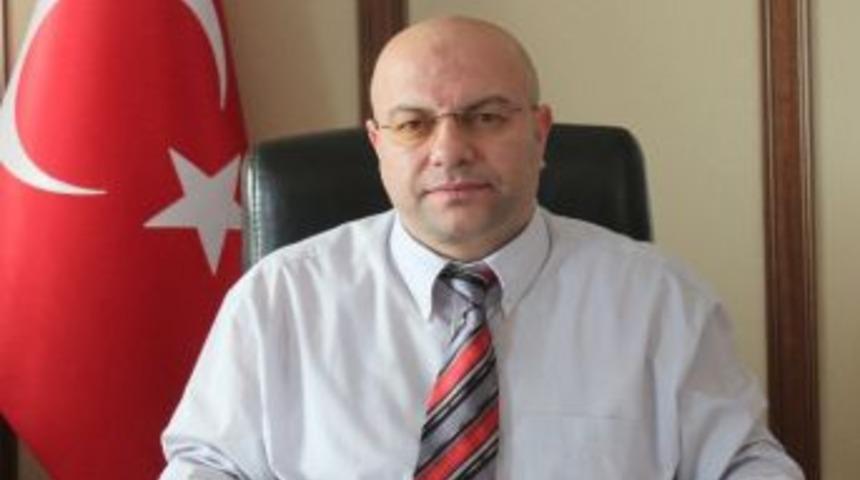 Khb Genel Sekreteri Prof. Dr. Erdoğan Sağlık &Ccedil;alışanlarının Tıp Bayramını Kutladı