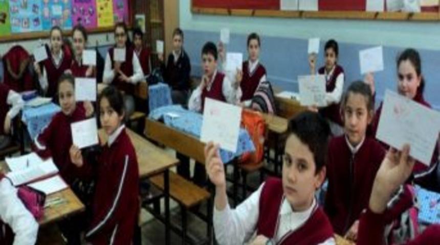 Sigara İ&ccedil;en &Ouml;ğretmenlerine Mektup Yazdılar