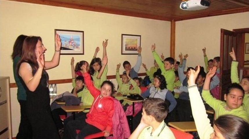İlkokul &Ouml;ğrencilerine Turizm Eğitimi