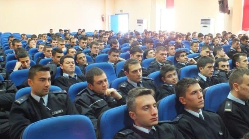 Malatya'da "mehmet Akif Ersoy Ve D&uuml;nyası" Konulu Konferans