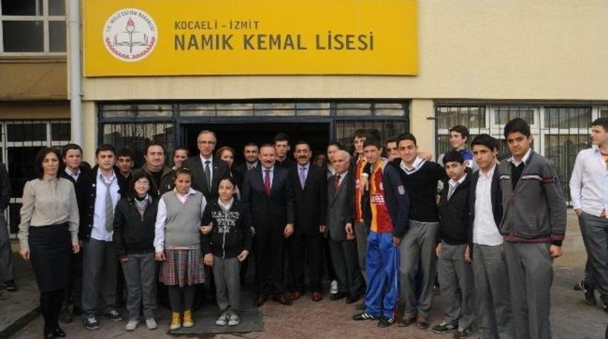 Namık Kemal Lisesi'ne &Ccedil;ok Ama&ccedil;lı Salon