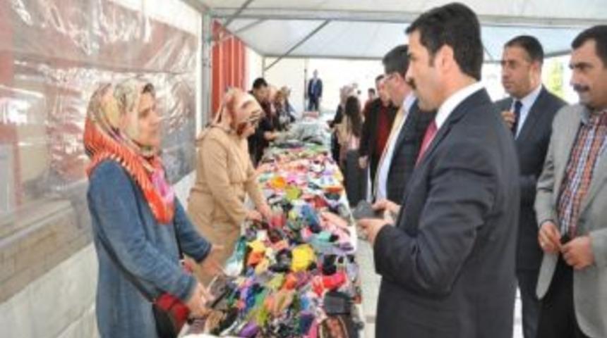 Dilovası'nda &Ouml;ğrenciler Yararına Kermes
