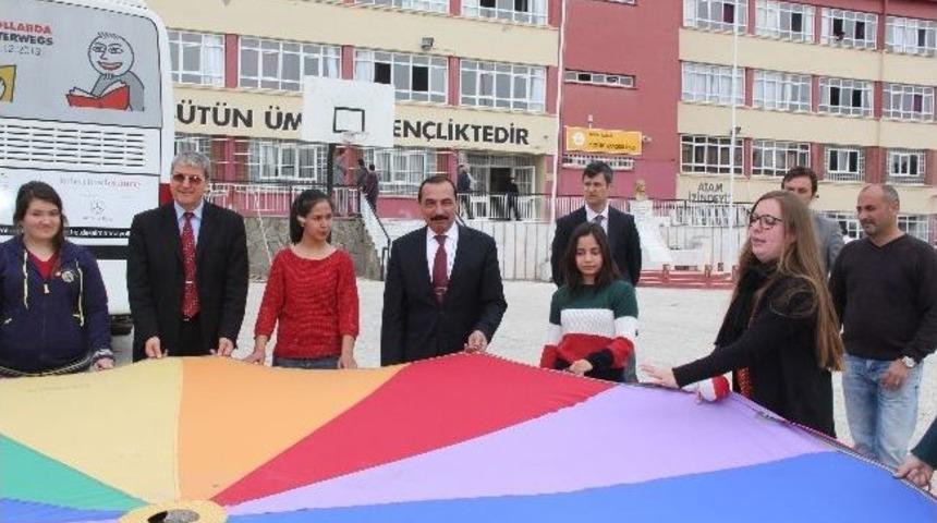 Almanca Yollarda Otob&uuml;s&uuml; Nazilli&rsquo;ye Uğradı