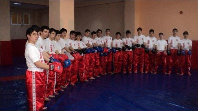 Turgutlu Kick Boks İle Tanışıyor