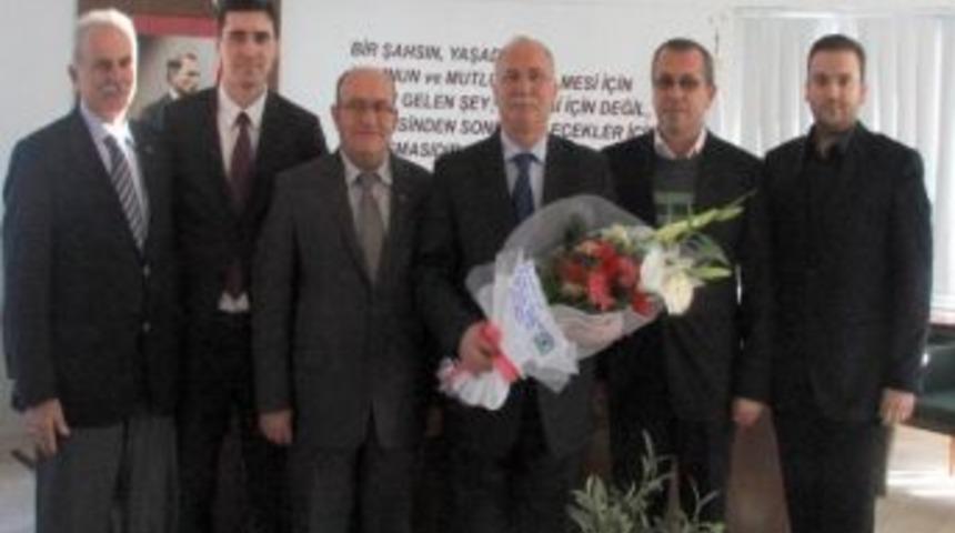 Başkan Akova&rsquo;ya Yeni Y&ouml;netimden Ziyaret