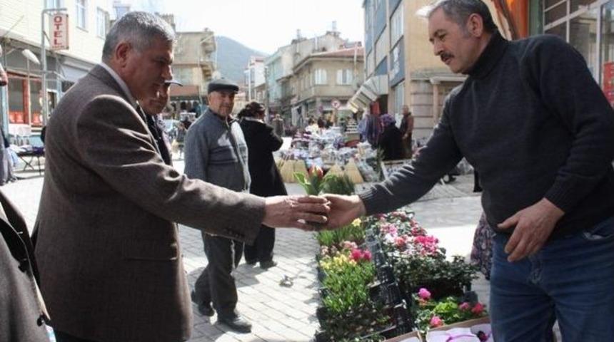 Başkan Yakut'un Halk Pazarı Ziyareti