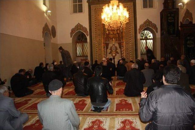 Erzincan Depreminde &Ouml;lenler İ&ccedil;in Bursa da Mevlit Okundu 1