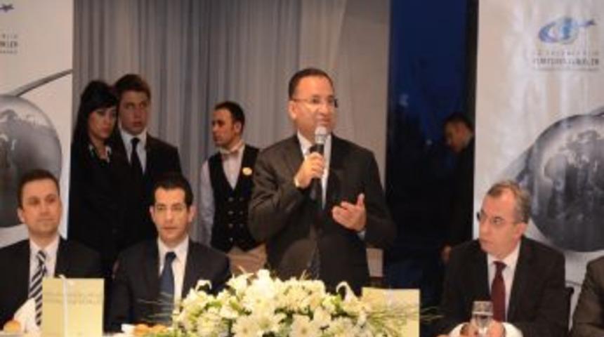 Bekir Bozdağ: Size S&ouml;venlere Oy Vermeyin