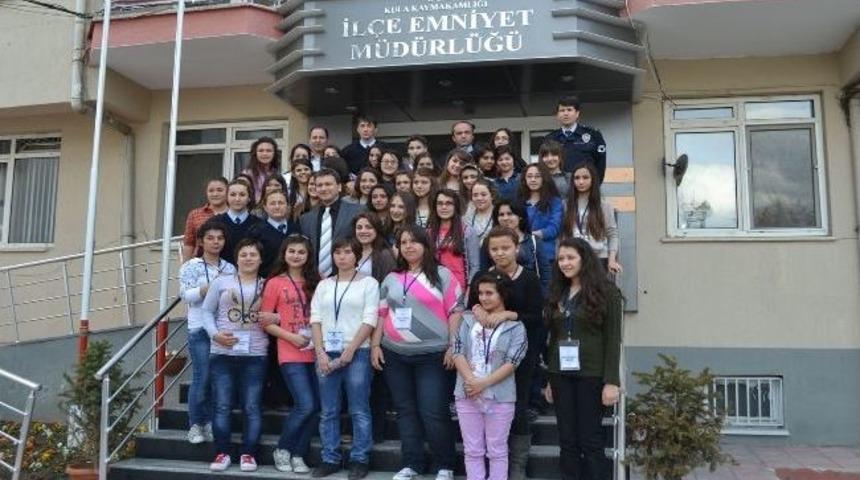 Saruhanlı'dan Gelen 40 &Ouml;ğrenci, Kula'yı Gezdi