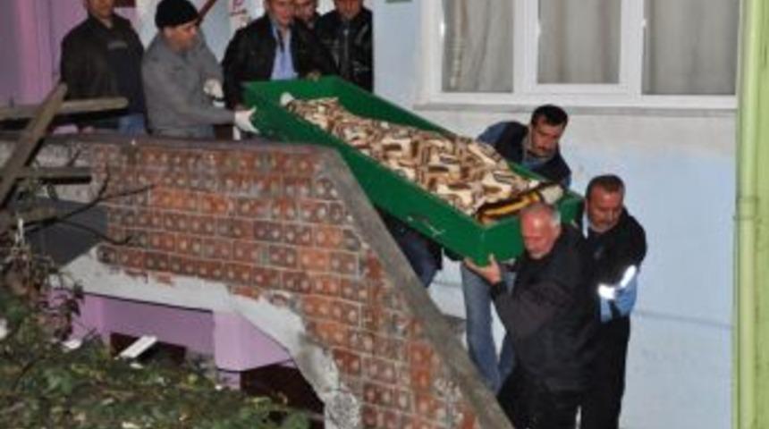 Yaşlı Karı Koca Sobadan Zehirlendi