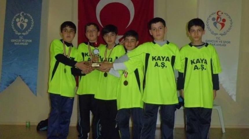 Kenan Evren Ortaokulu Başarıya Doymuyor