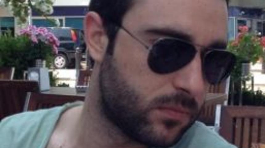 İzmir&rsquo;de Bı&ccedil;aklı Kavga: 2 Yaralı