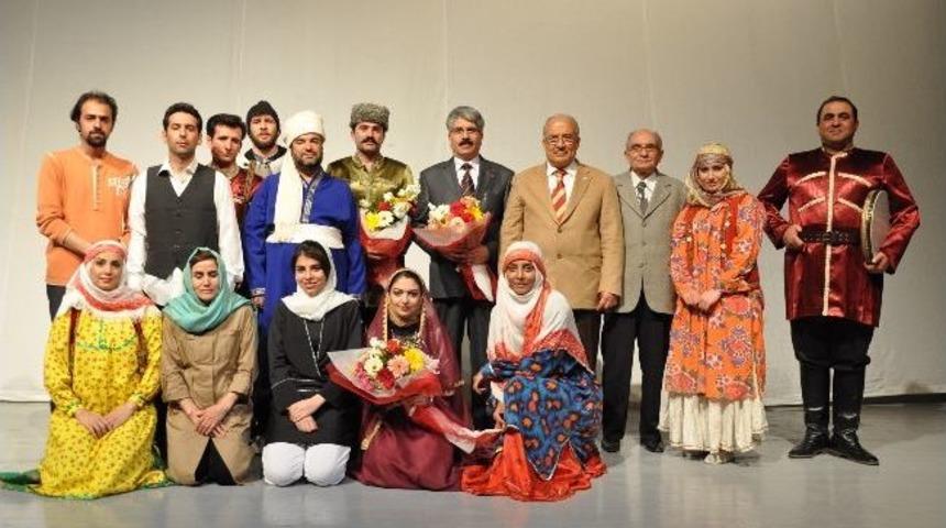 T&uuml;rk D&uuml;nyası Tiyatro G&uuml;nleri