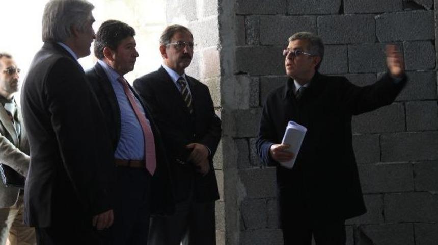 Başkan &Ouml;zhaseki Melikşah &Uuml;niversitesi&rsquo;ni Ziyaret Etti