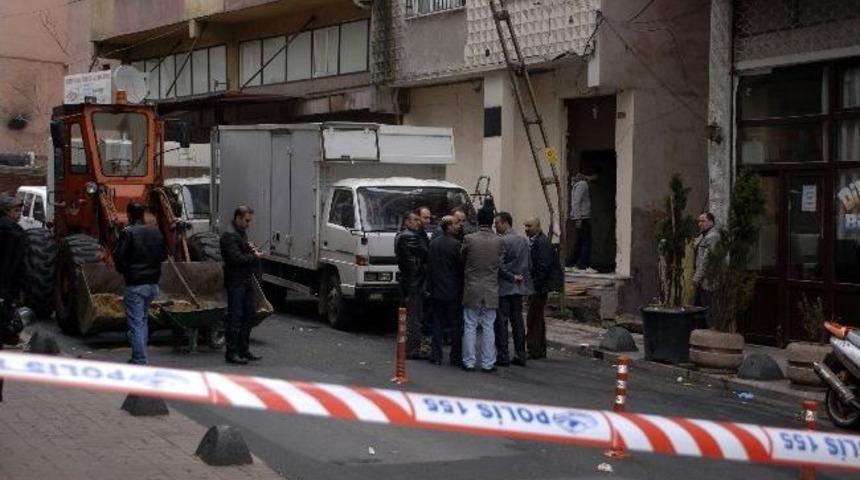 Dhkp-c&rsquo;lilerin Ka&ccedil;ak Kullandığı Doğalgaz, Su Ve Elektrik Kesildi