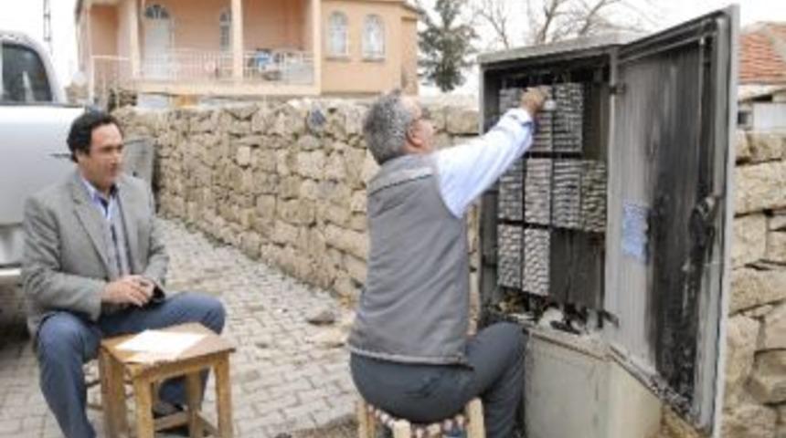 Ergani'de Telekom Trafosu Kundaklandı