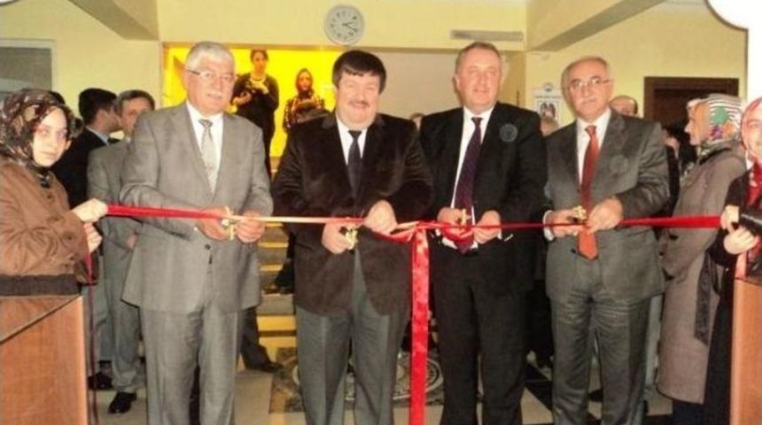 Erhem&rsquo;den Filografi Ve Kara Kalem Kurs Sergisi A&ccedil;ılışı