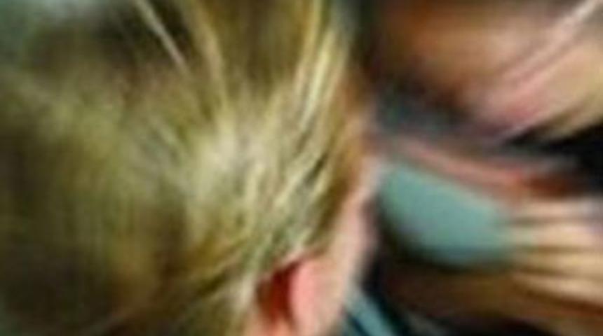 Tacizcinin g&ouml;z&uuml;m g&ouml;rm&uuml;yor yalanı