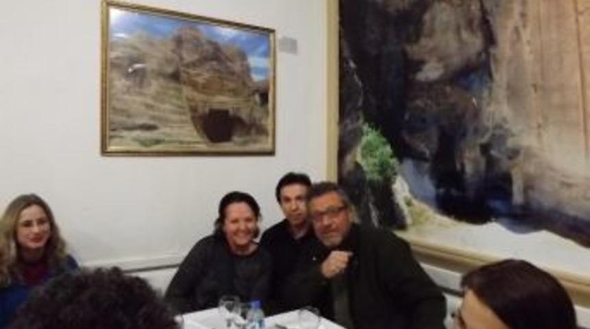 Sanat&ccedil;ı Fatma Karanfil Memleketi Eskişehir'de