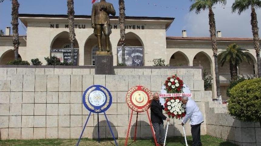 Sağlık &Ccedil;alışanları Tıp Bayramı&rsquo;nı Kutluyor